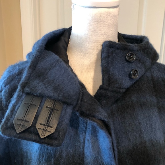 Like new Coach NY Coat - Picture 4 of 8